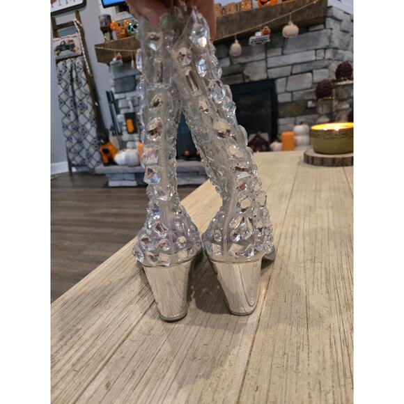 Azalea Wang Women's Gemmy Silver Embellished Western Ankle Boots Size 10 - Picture 2 of 7